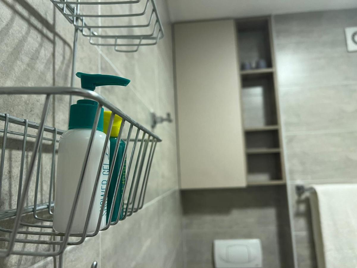 Apartment Alpha Auriga Quiet Tirana